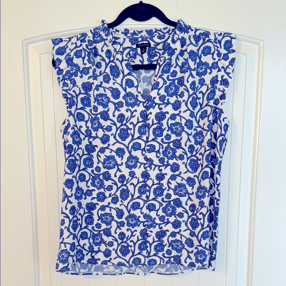 Floral Blue & Black Flutter Sleeve Blouse